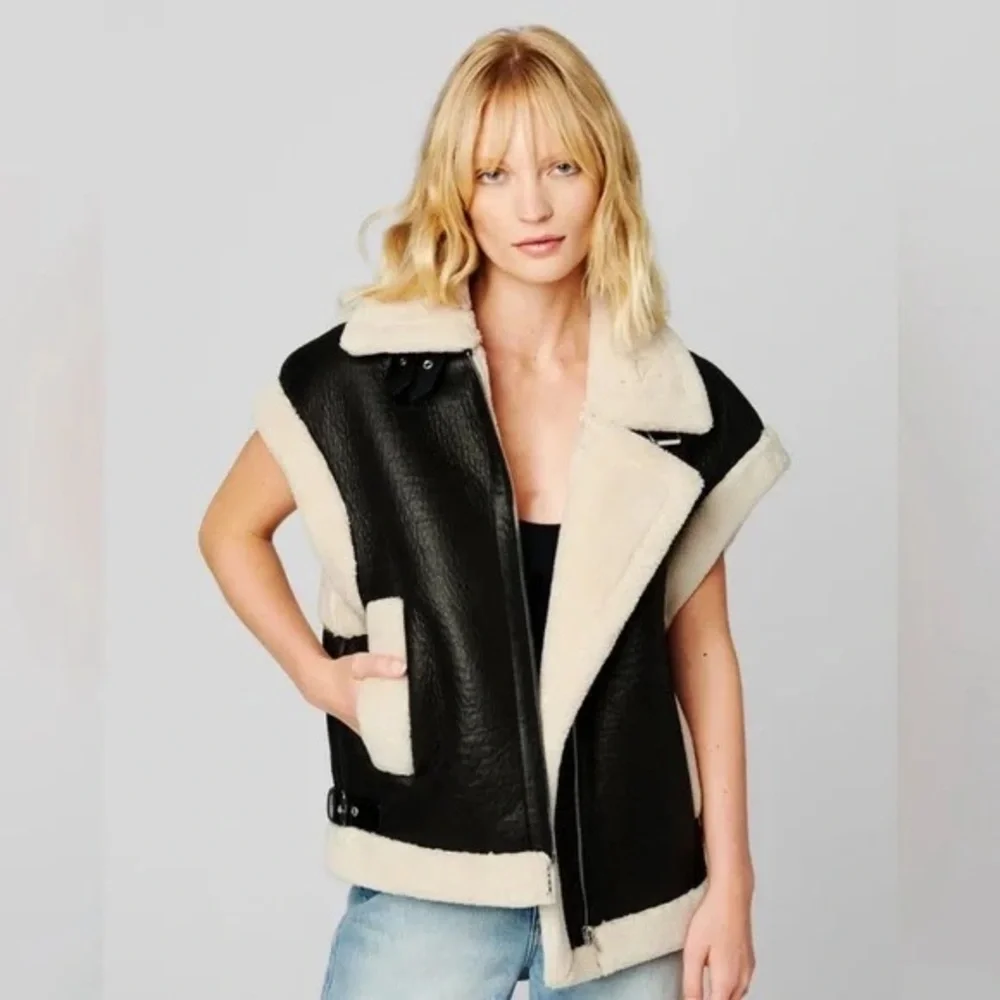 BLANKNYC Faux Leather Work It Sherpa Vest Black Womens size xs